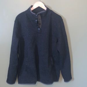 NWOT Men’s Pullover
